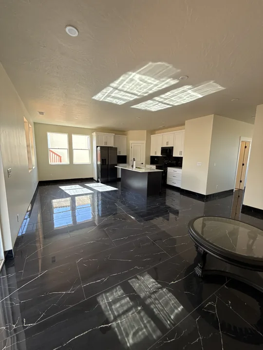 Two Story — Finished home surfaces and appliances