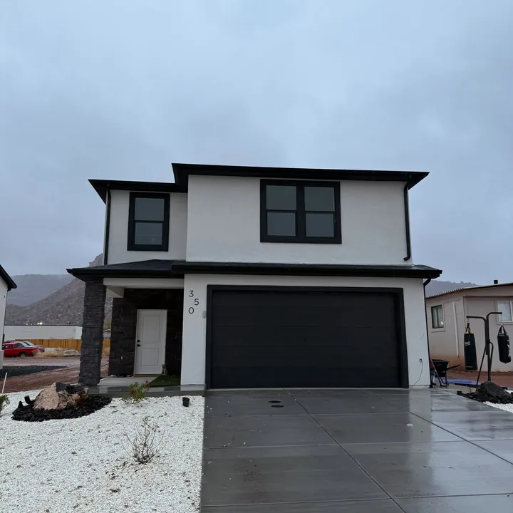 Two Story — Finished home surfaces and appliances