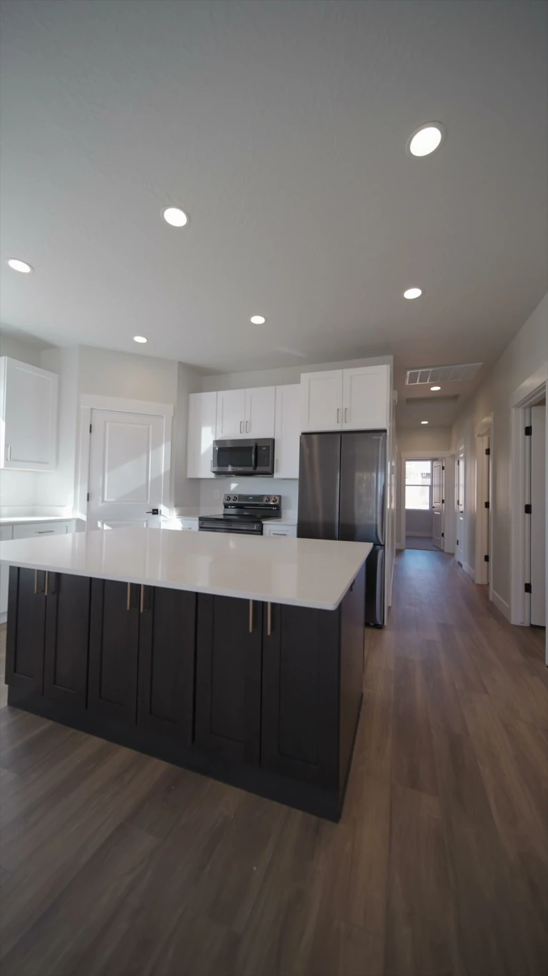 3 Bed / 2 Bath — Fully fitted completed-home showcase